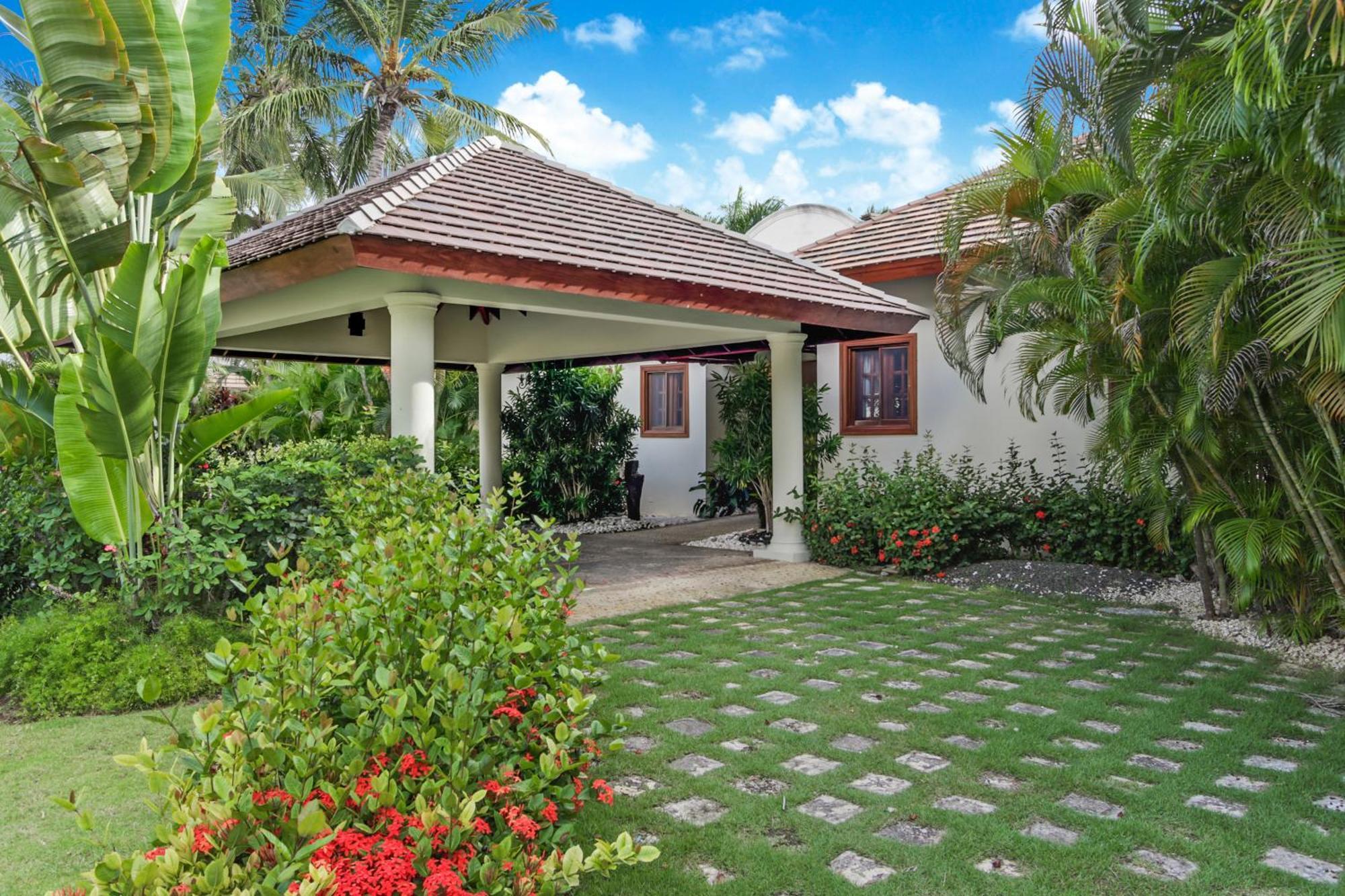 Beautiful Villa With Pool, Gym & Maid ปุนตากานา ภายนอก รูปภาพ