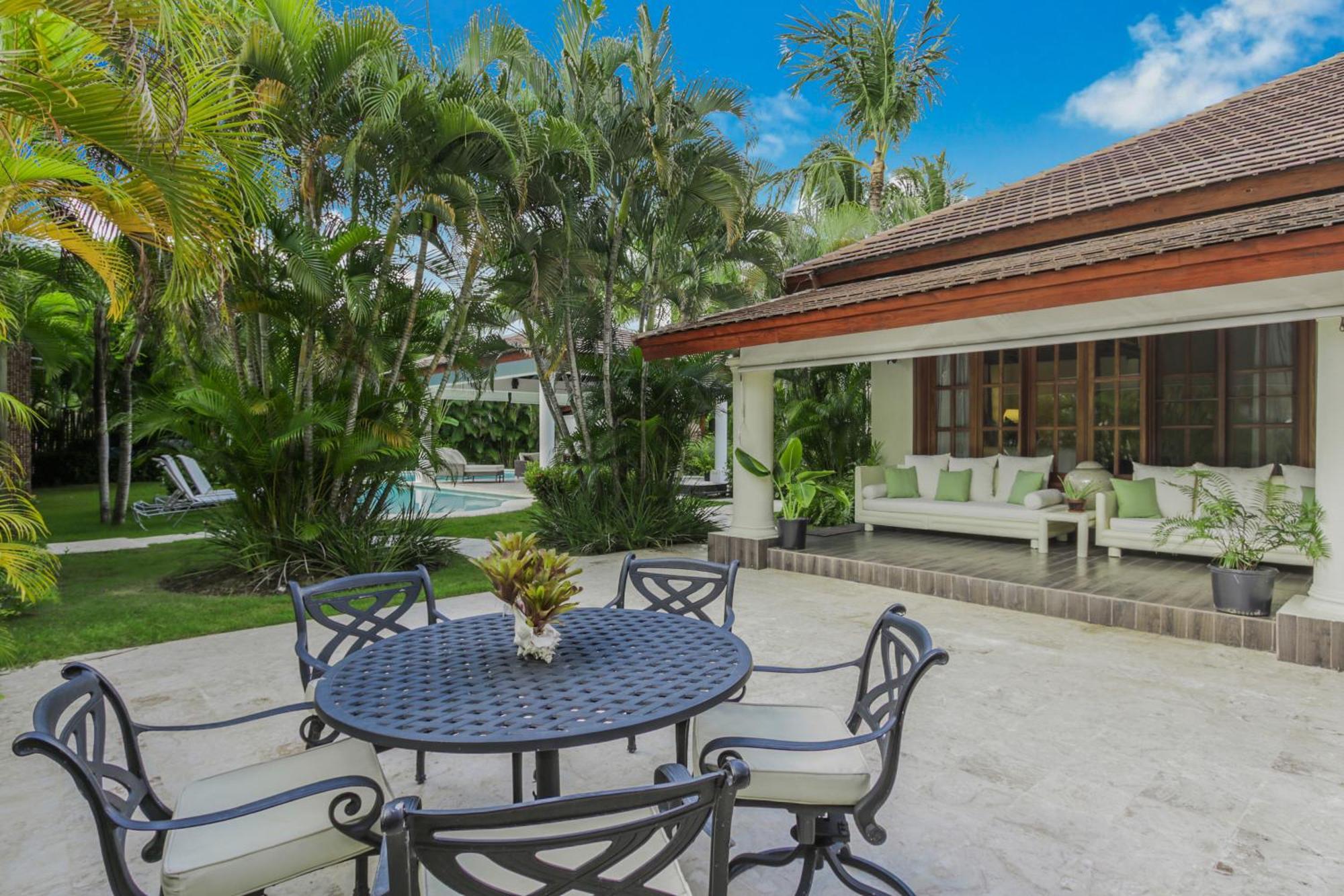 Beautiful Villa With Pool, Gym & Maid ปุนตากานา ภายนอก รูปภาพ