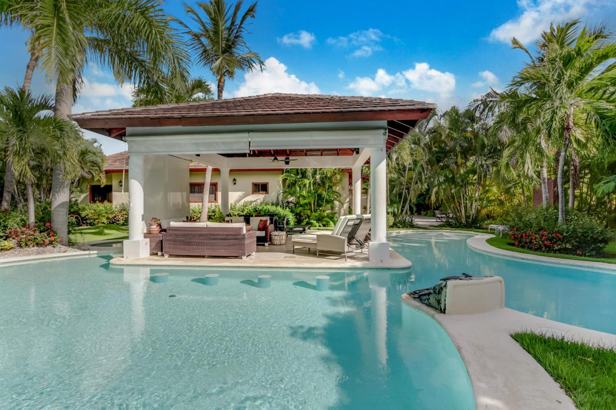 Beautiful Villa With Pool, Gym & Maid ปุนตากานา ภายนอก รูปภาพ