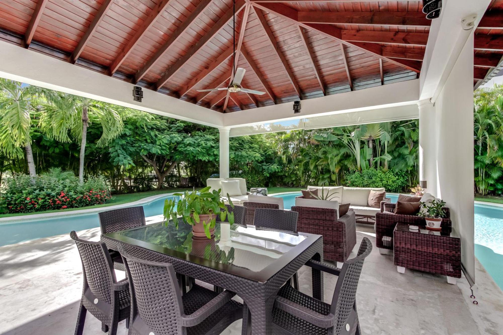 Beautiful Villa With Pool, Gym & Maid ปุนตากานา ภายนอก รูปภาพ