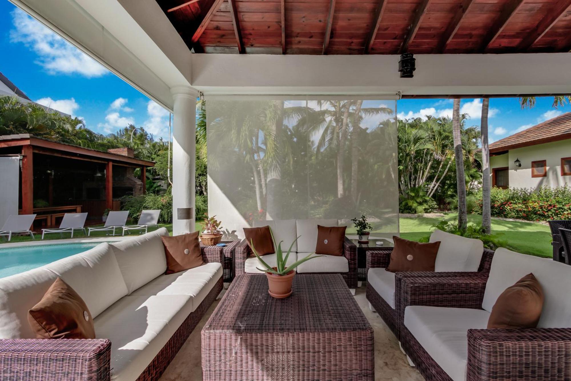 Beautiful Villa With Pool, Gym & Maid ปุนตากานา ภายนอก รูปภาพ