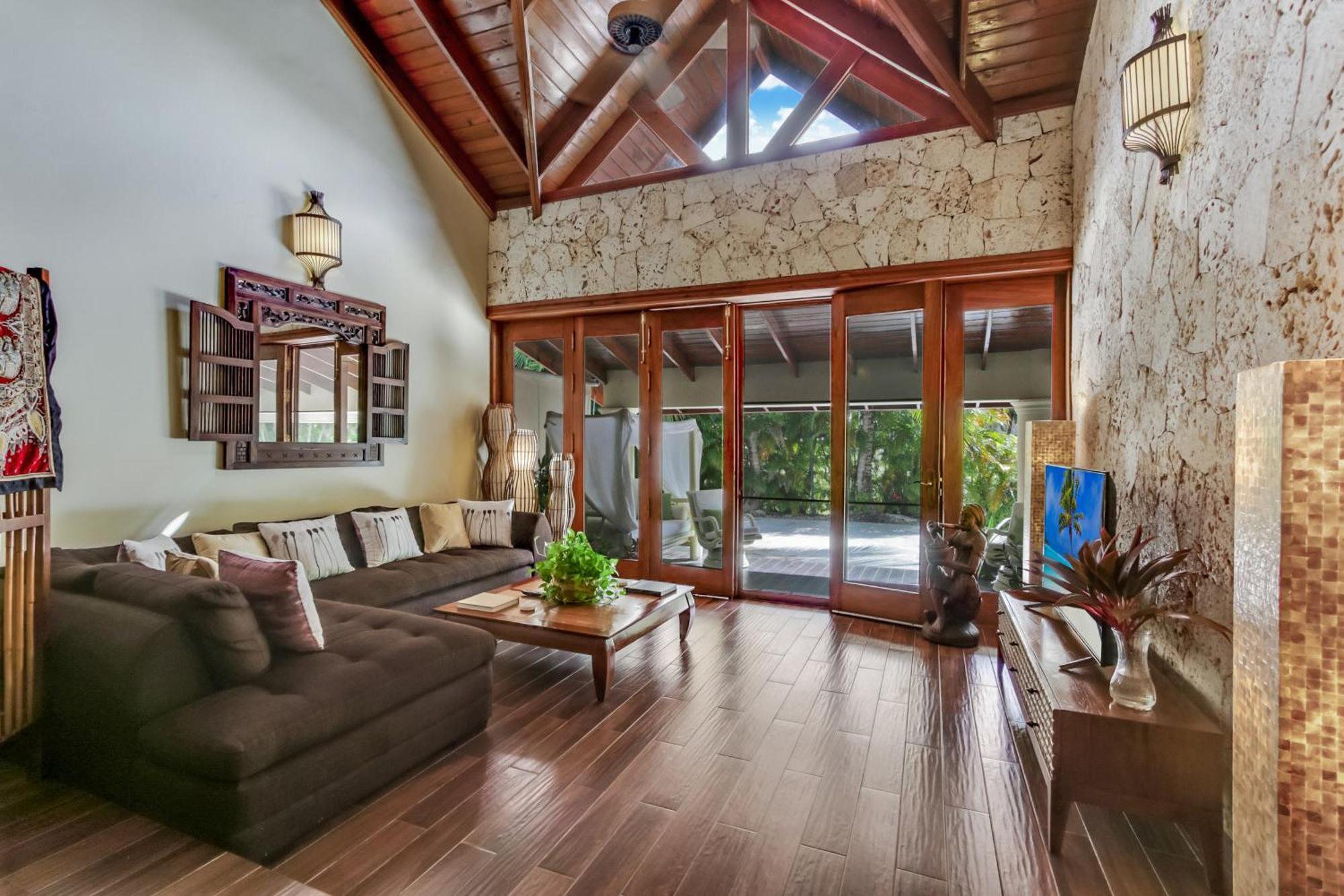 Beautiful Villa With Pool, Gym & Maid ปุนตากานา ภายนอก รูปภาพ