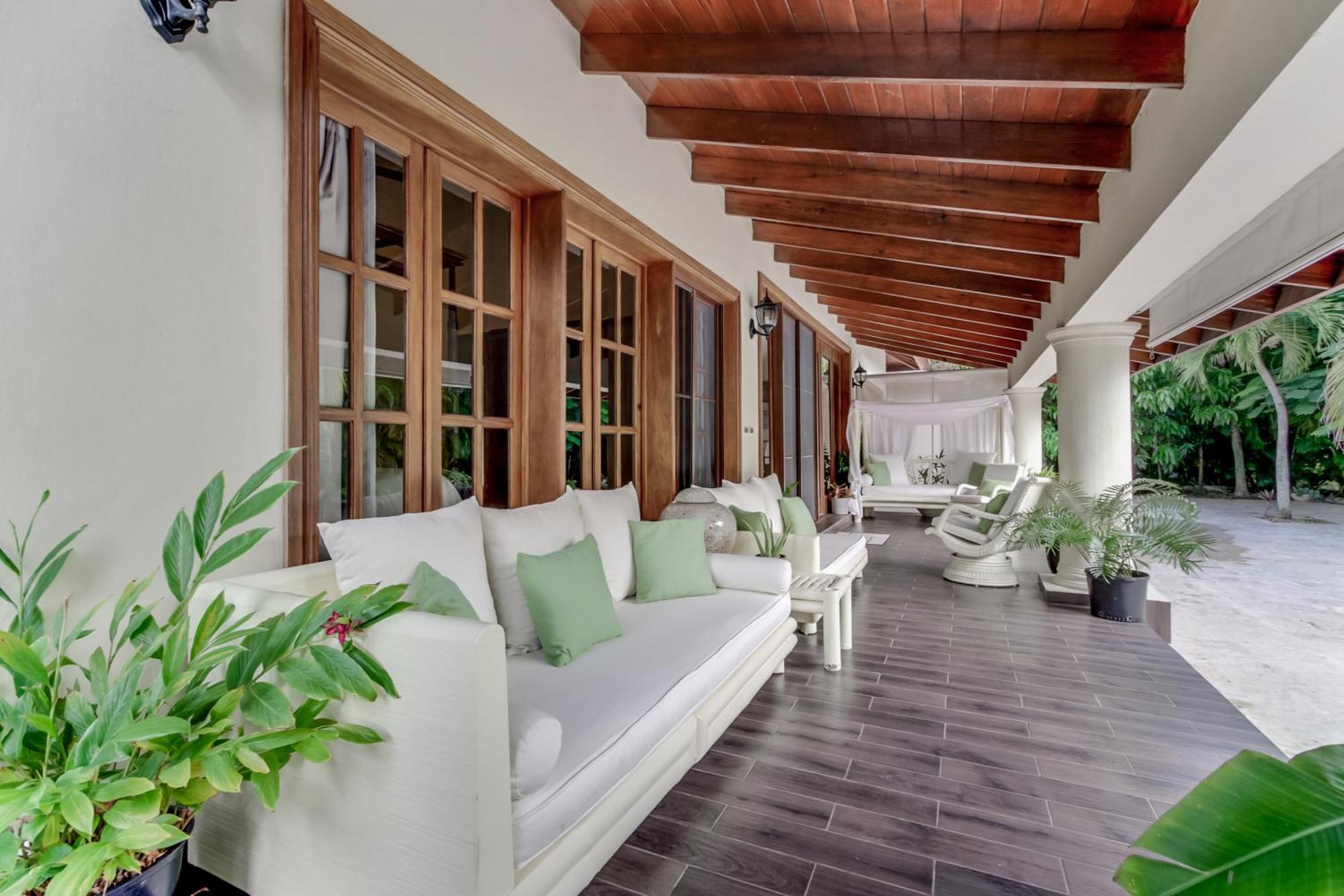 Beautiful Villa With Pool, Gym & Maid ปุนตากานา ภายนอก รูปภาพ